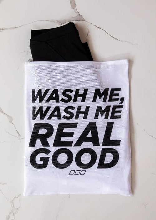 Wash Me Real Good Wash Bag - lorna jane